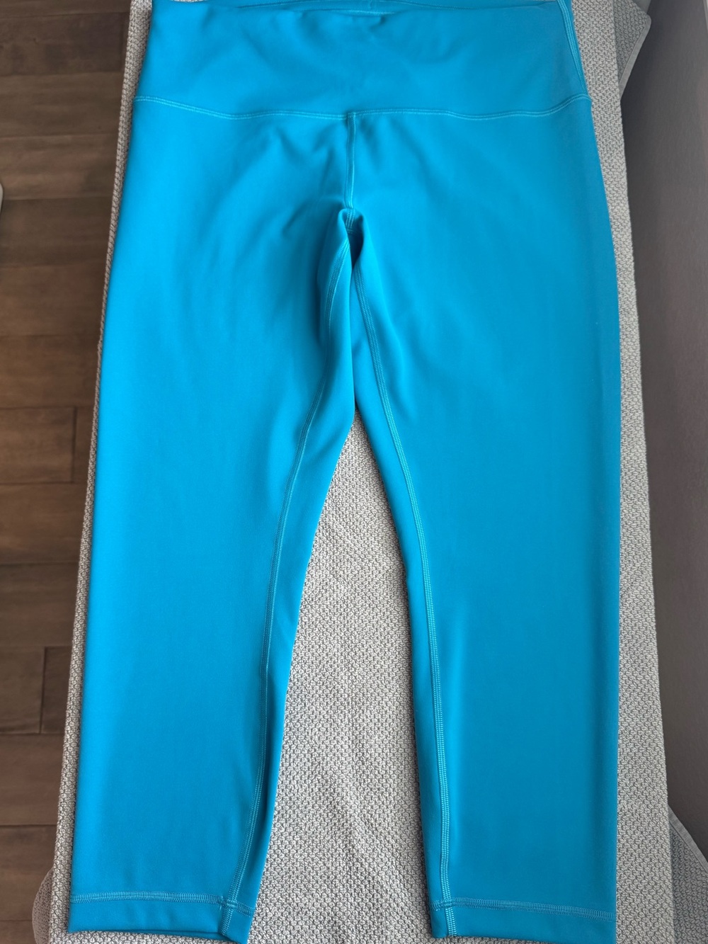 Lululemon Wundertrain High-Rise 23” Hawaiian Blue Leggings Size 14 LIKE NEW - Picture 2 of 8